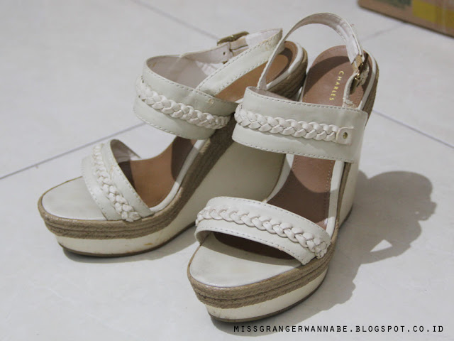 wedges-charles-and-keith-3