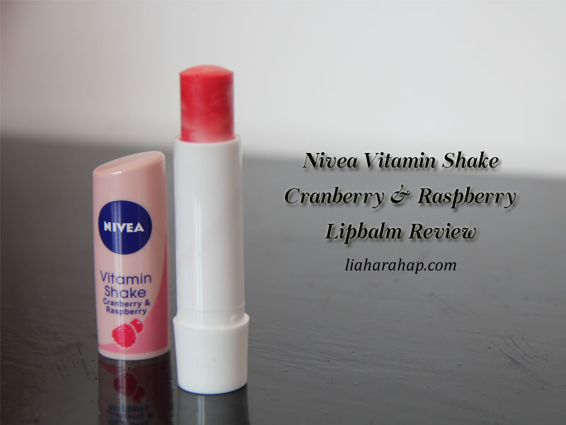 nivea-lipbalm-vitamin-shake-cranberry-raspberry-review