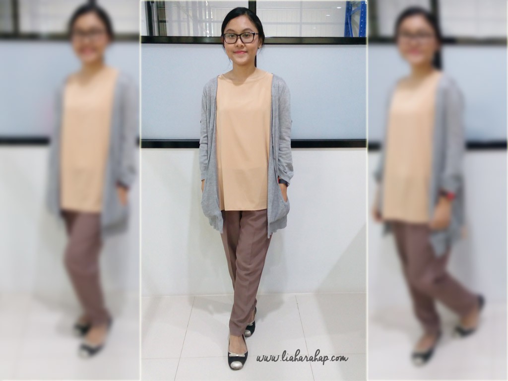 office-look-neutral-color-simple